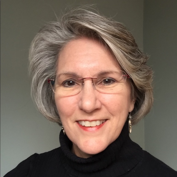 Meet your Posher, Kathy - Picture 2 of 2